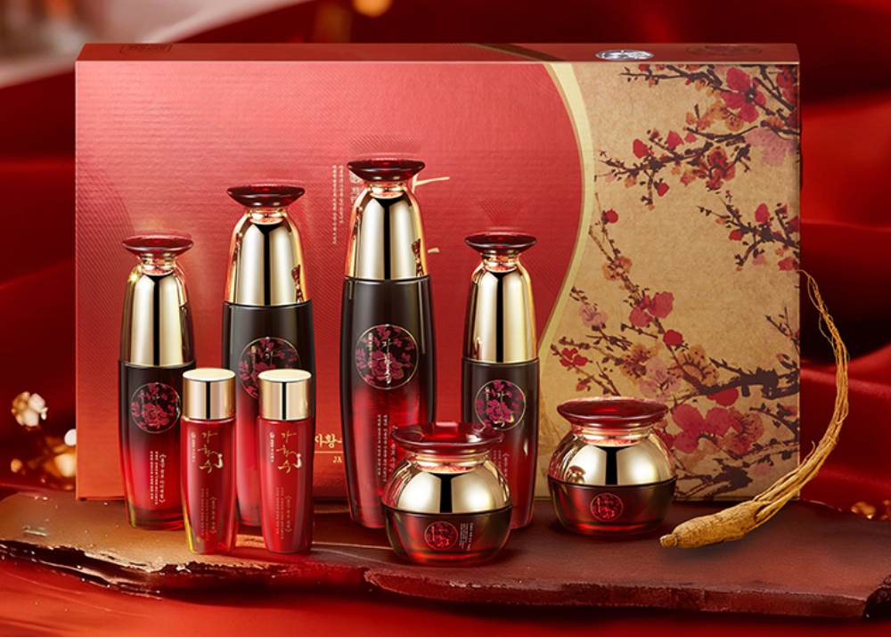 大年初一启新程｜慈慌秀红参奢护，焕启马年美颜福气